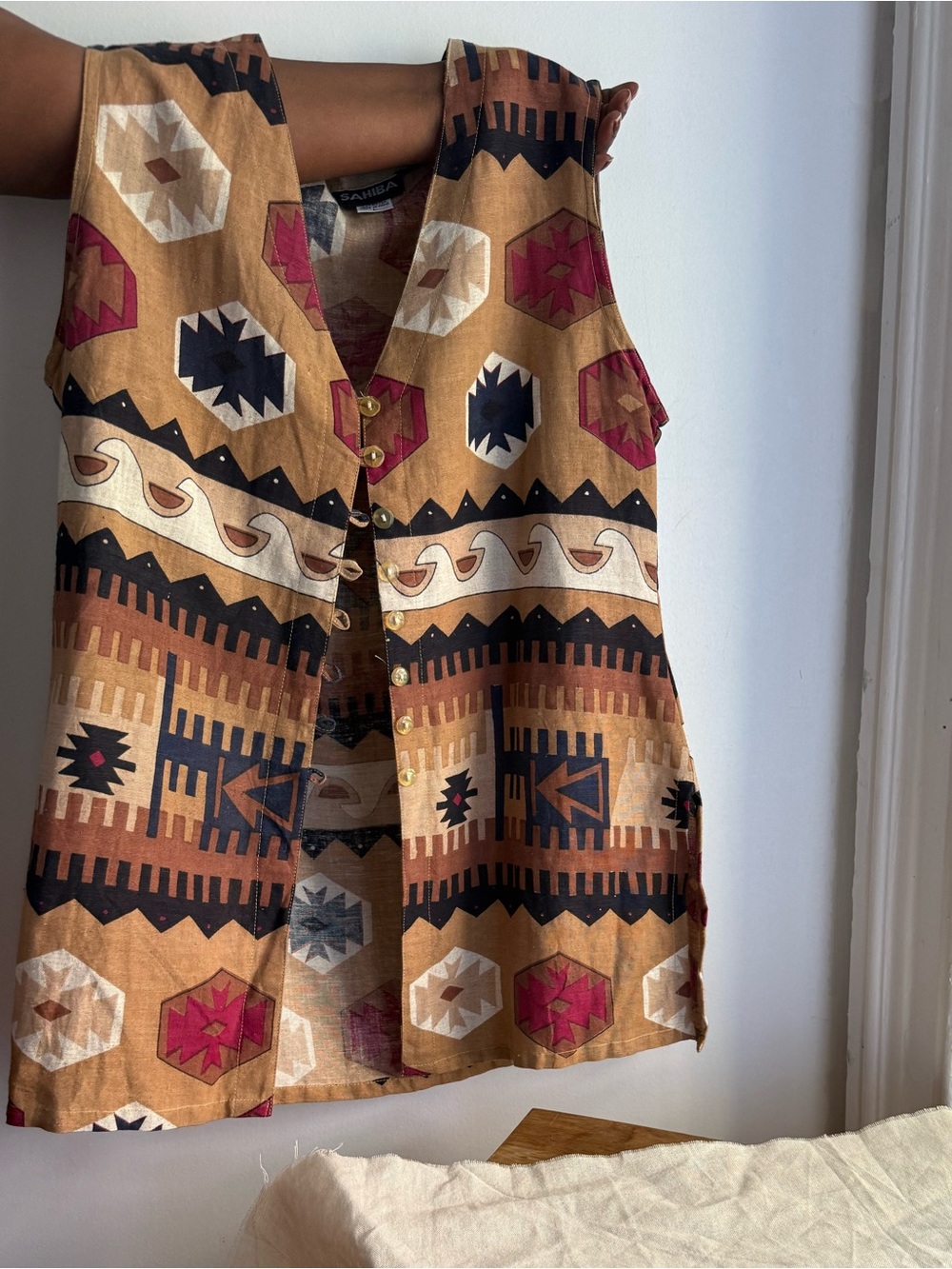 Vintage Southwestern Print Rayon Vest Top Large Button Front Boho Desert Chic